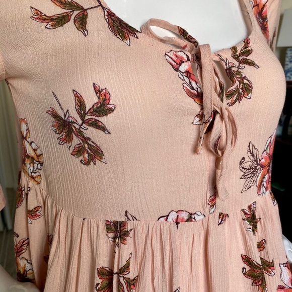 LF Seek the Label Pink Floral Blouse XS - Picture 2 of 7